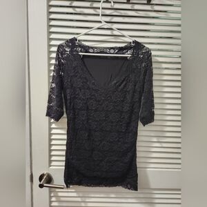 Slim 'N Lift Caresse Lace Top With Sleeves